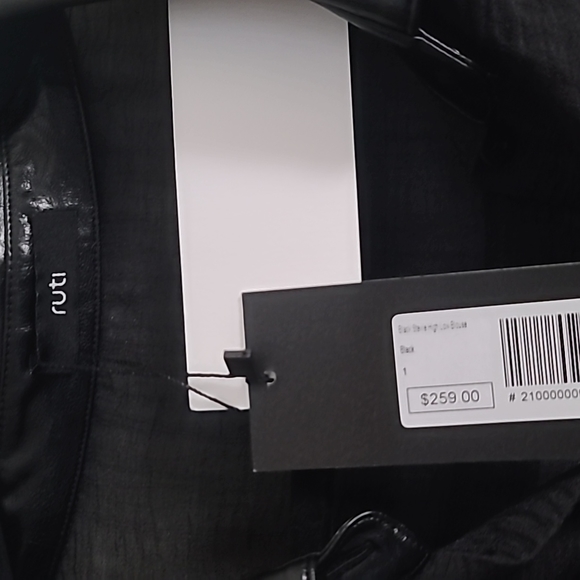 NWT RUTI - Picture 5 of 11